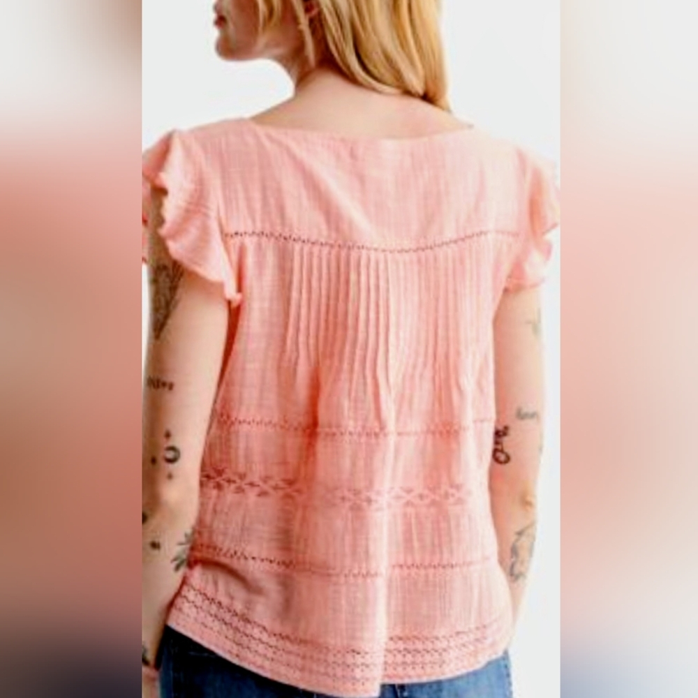 Lucky Brand Blush Eyelet Salmon Peach Pinkish Blouse - Picture 2 of 6